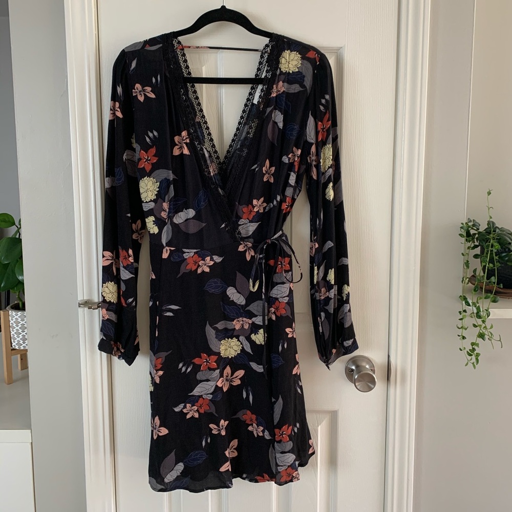 Astr Black Floral Midi Dress